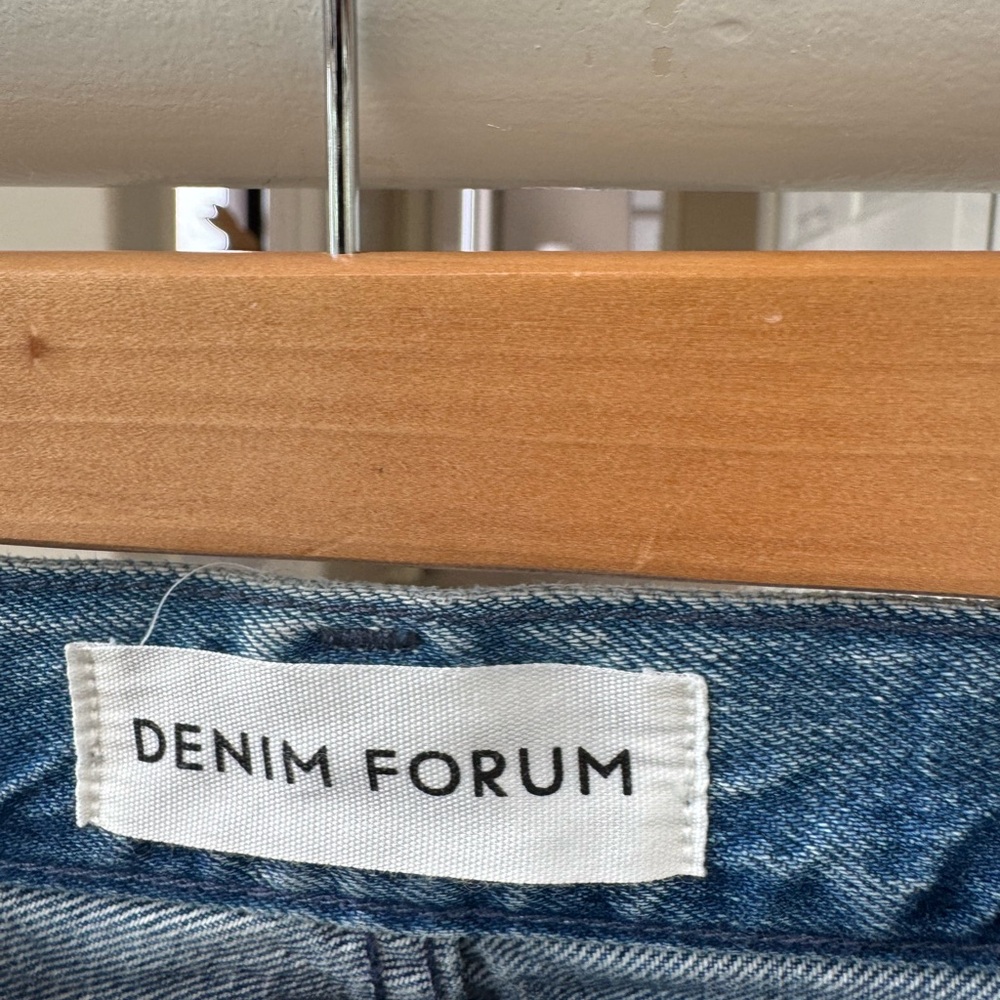 Denim Forum Farrah High Rise Light Blue Jeans - Picture 7 of 9